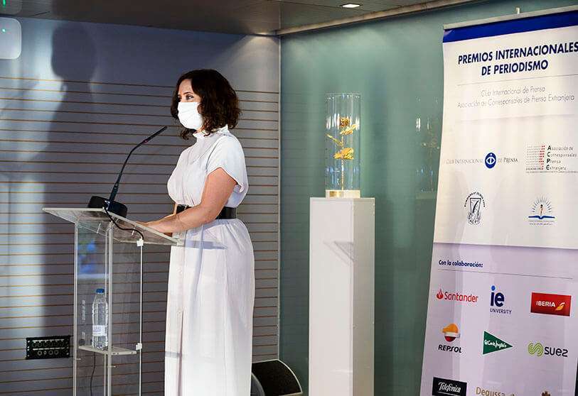 La présidente de la Communauté de Madrid, Isabel Díaz Ayuso, lors de la cérémonie de remise des prix