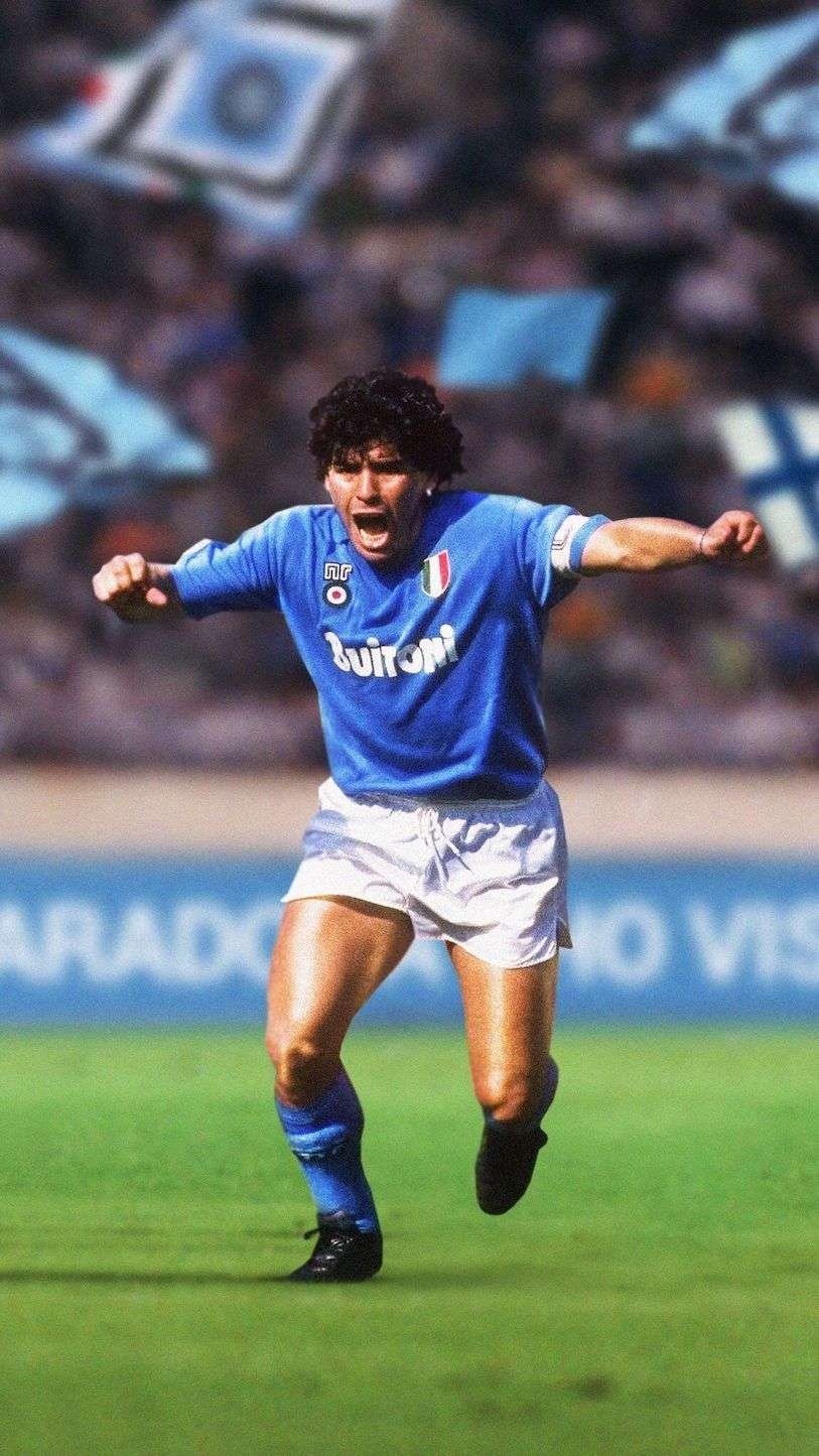 Maradona celebrando un gol