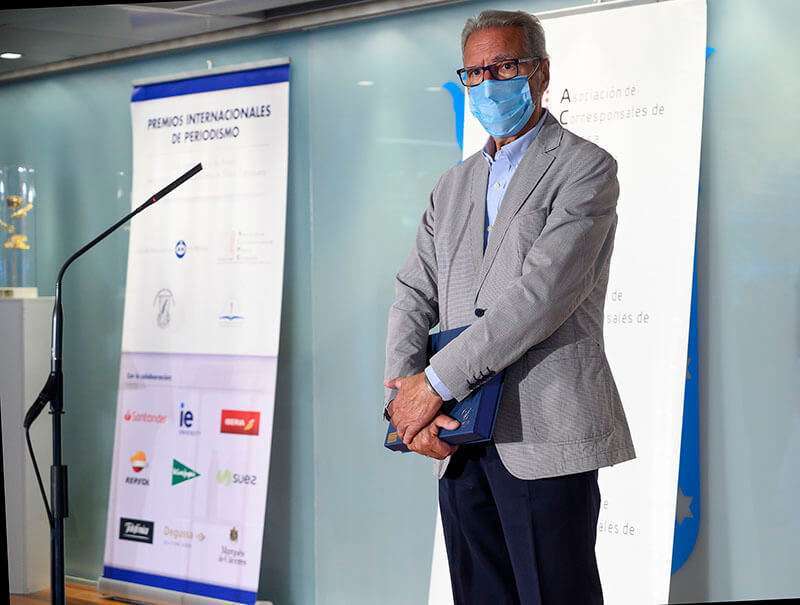 El hermano de José María Calleja recoge el premio póstumo al periodista