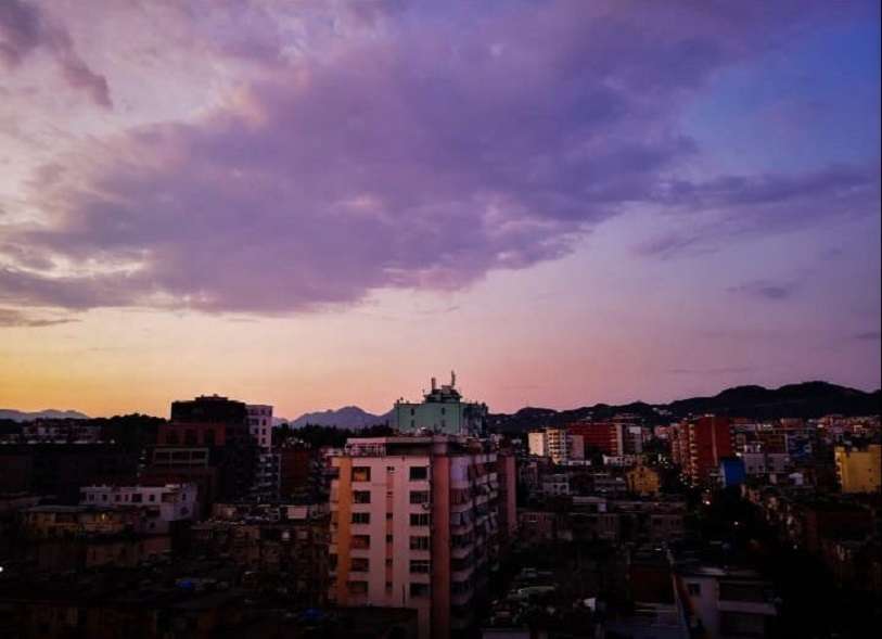 Vista general de Tirana, Albania