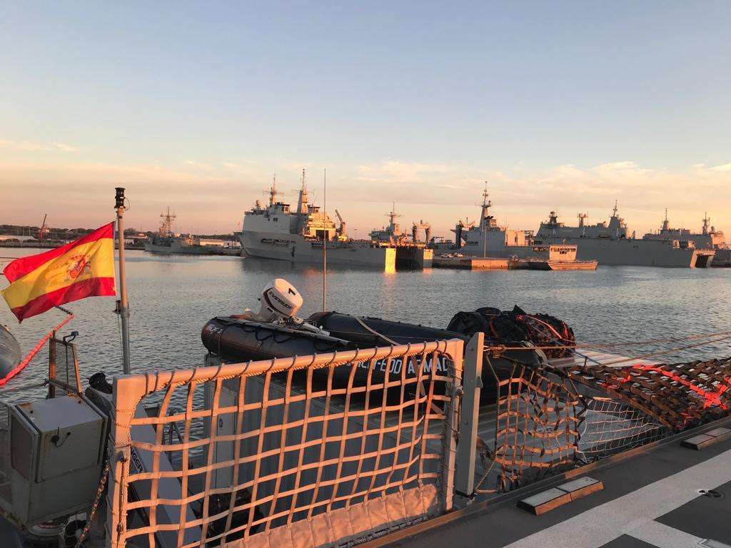 armada-española-maniobras
