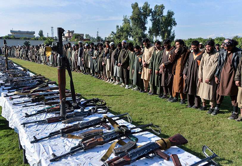 armas-taliban-afganistan