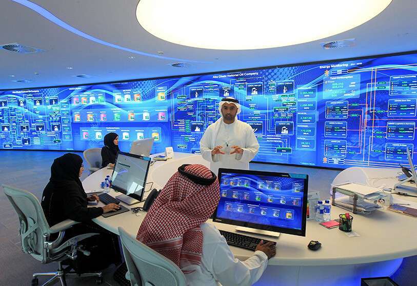atalayar-emiratos-arabes-unidos-ADNOC-abu-dhabi-petroleo