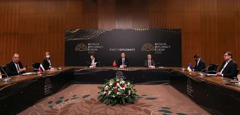 atalayar-turquia-encuentro-ministros-relaciones-exteriores-lavrov-kuleba-antalya