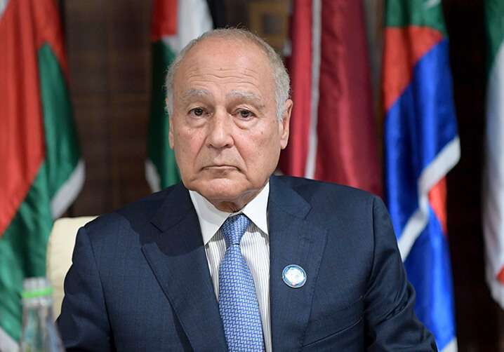 El Secretario General de la Liga Árabe, Ahmed Aboul Gheit, asiste a la sesión de apertura de una reunión de ministros del Interior y Justicia Árabes en la capital, Túnez, el 4 de marzo de 2019.