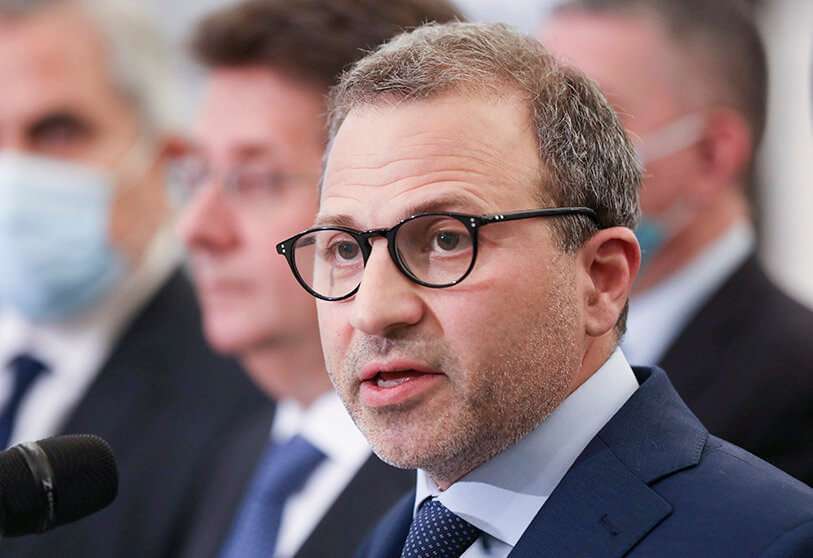 REUTERS/MOHAMED AZAKIR-Gebran Bassil, lider del movimiento Patriótico Libre, habla en el palacio presidencial en Baabda, Líbano, el 22 de octubre de 2020