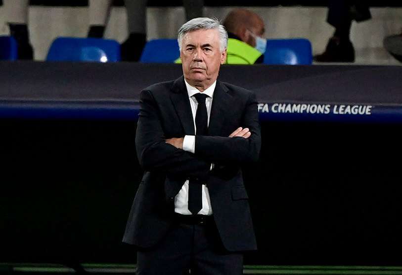 carlo-ancelotti-banquillo