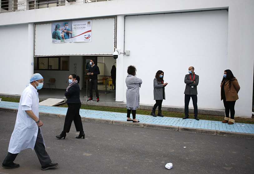 Campaña de vacunación, en el Hospital Cheikh Khalifa en Casablanca AP/ABDELJAIL BOUNHAR