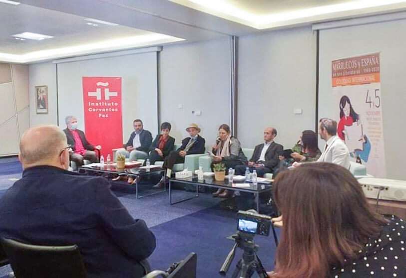 Coloquio de literatura marroquí y española en el Instituto Cervantes de Fez