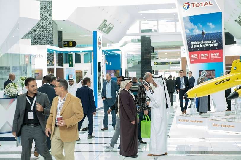 Cumbre de energía en Abu Dabi