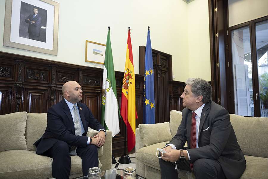 atalayar_embajador emiratos andalucia