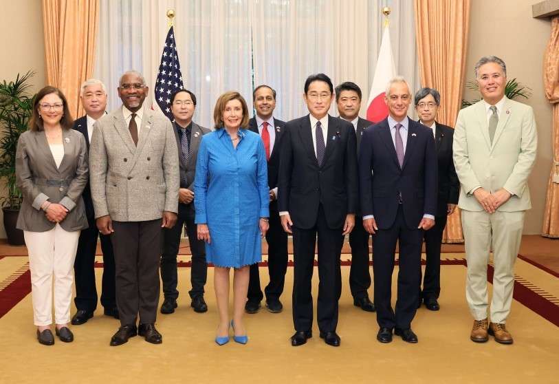 la delegación estadounidense de la Cámara de los Representantes es recibida en Japón por el primer ministro
