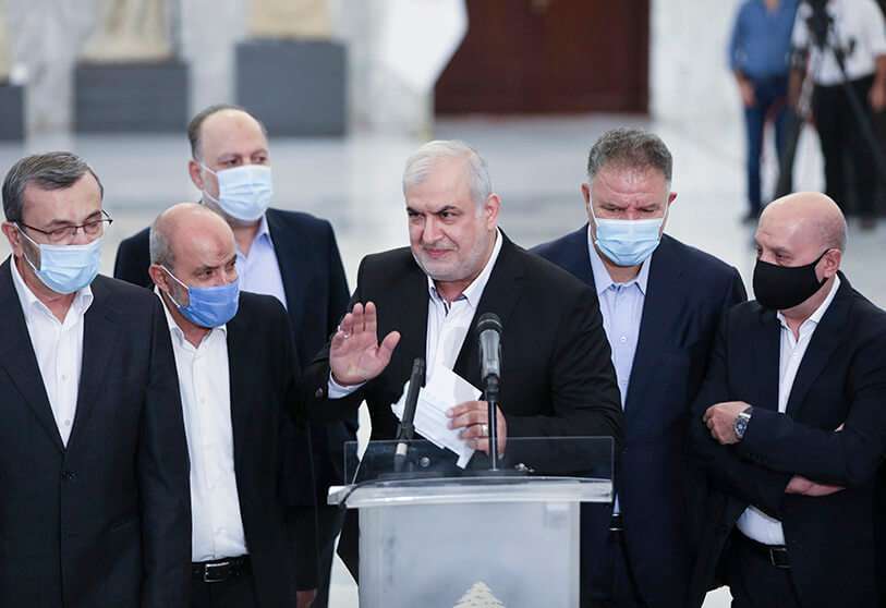 REUTERS/MOHAMED AZAKIR-El líder del bloque parlamentario de Hezbollah, Mohamed Raad, en el palacio presidencial en Baabda, Líbano, el 22 de octubre de 2020