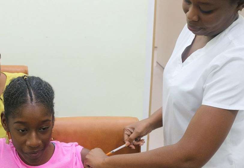 PAHO - La vacuna contra el virus del papiloma humano es efectiva y segura