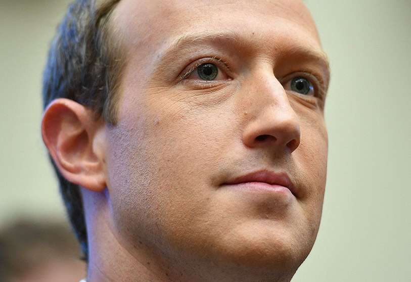 mark-zuckerberg-ceo-facebook (1)