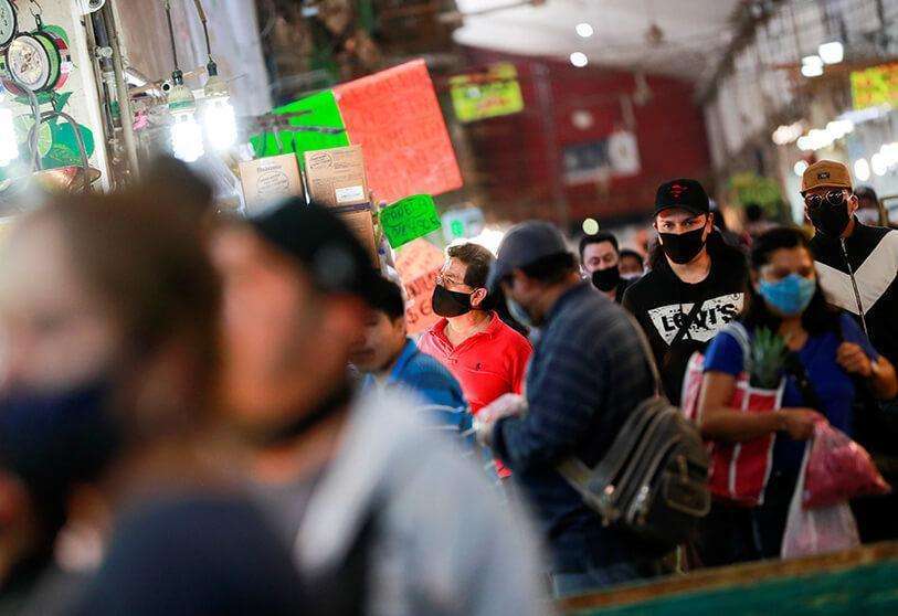 REUTERS/CARLOS JASSO  -   Central de Abastos, uno de los complejos de mercados mayoristas más grandes del mundo en la Ciudad de México, México