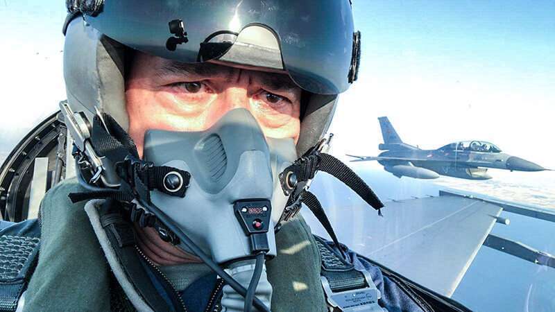 ministro-f-16