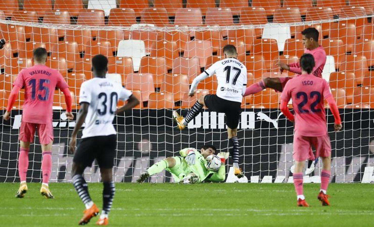El Real Madrid cae sin defensa