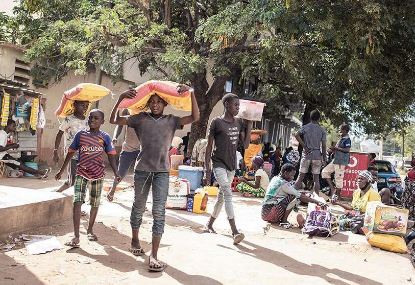 refugiados-mozambique-campos