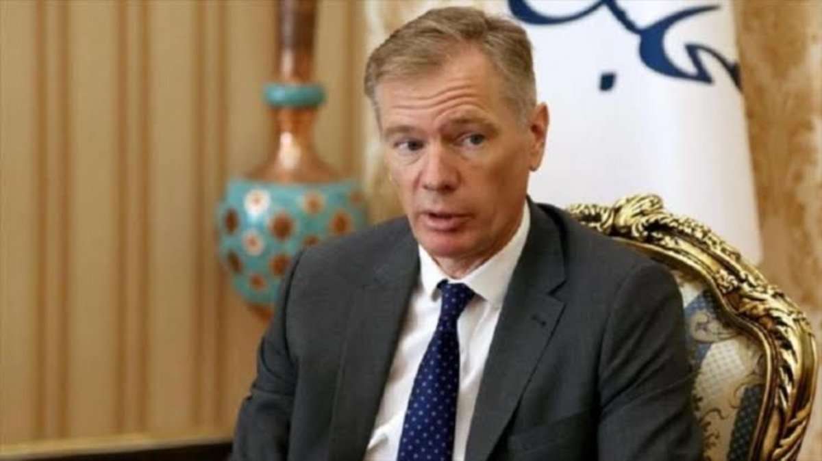 El embajador del Reino Unido en Irán, Rob Macaire