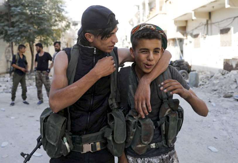 Atalayar_ Combatientes adolescentes de las Fuerzas Sirias