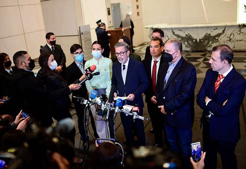 rueda-de-prensa-mejico