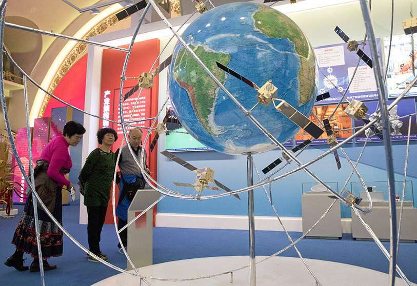 Los funcionarios estadounidenses tienen un nombre para su frustración con las ambiciones tecnológicas de Pekín: "Made in China 2025". Publicado en 2015, pide que China desarrolle sus propios competidores globales en campos que van desde la tecnología de la información hasta los coches eléctricos y los productos farmacéuticos AP/NG HAN GUAN