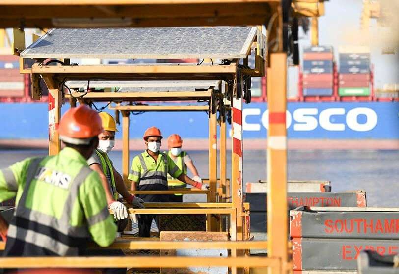 atalayar_trabajadores dubai