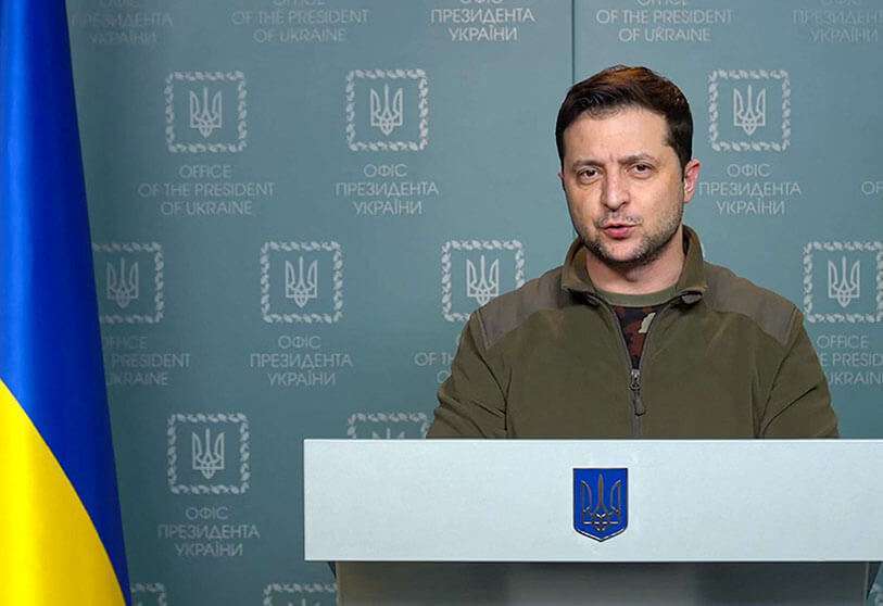 AFP PHOTO / OFICINA DE PRENSA DE LA PRESIDENCIA DE UCRANIA - El presidente ucraniano, Volodymyr Zelensky, instó el 28 de febrero a la Unión Europea a conceder a su país la adhesión inmediata, mientras el asalto de Rusia contra el país prooccidental entraba en su quinto día